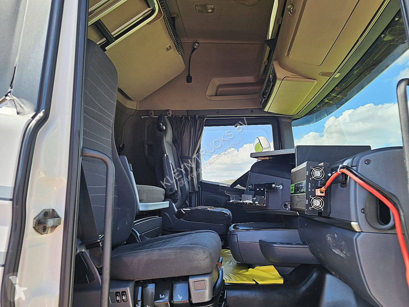 جرار Scania 520