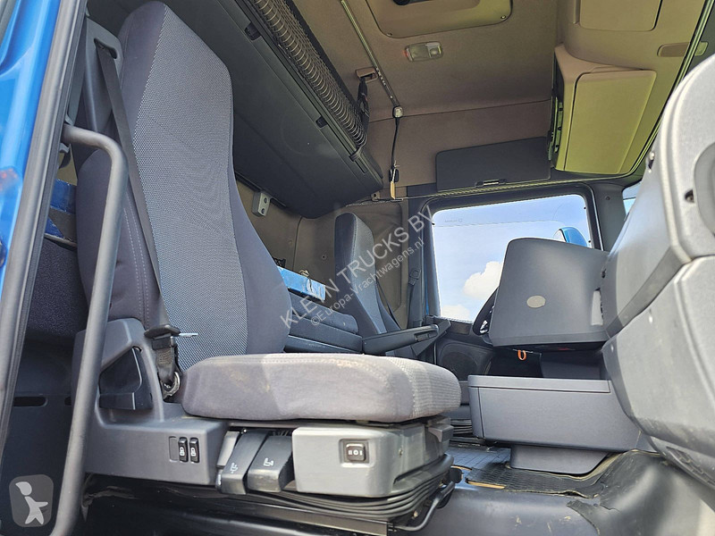 جرار Scania 480