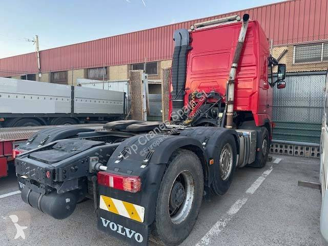 جرار Volvo