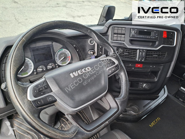 جرار Iveco S-WAY AS440S53T/P