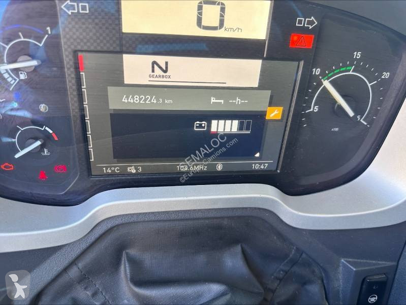 جرار Renault