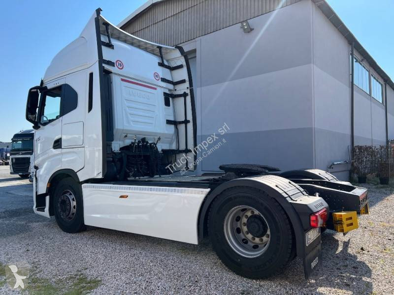 جرار Iveco