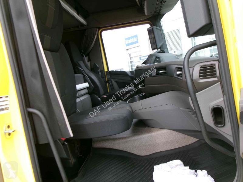 Tracteur DAF XFn  FT LOW DECK 4X2