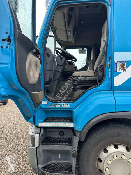 جرار Renault
