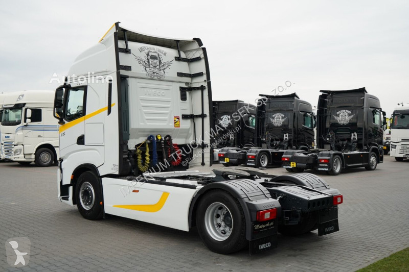 Влекач Iveco / 510