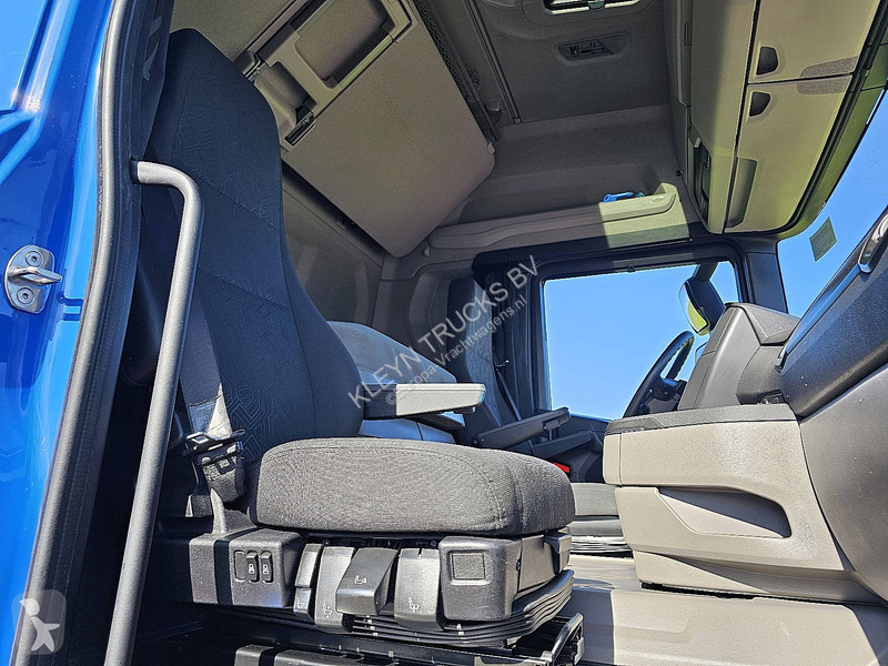 جرار Scania 500
