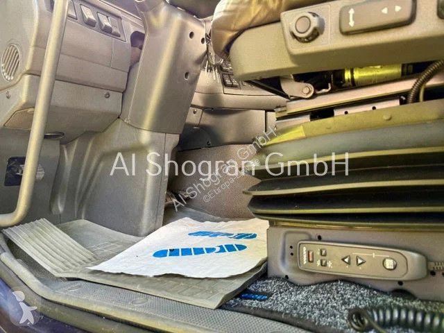 جرار Volvo 16700 Globetrotter...