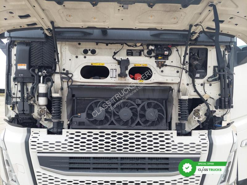 Тягач Volvo 500 Globetrotter XL i-ParkCool...