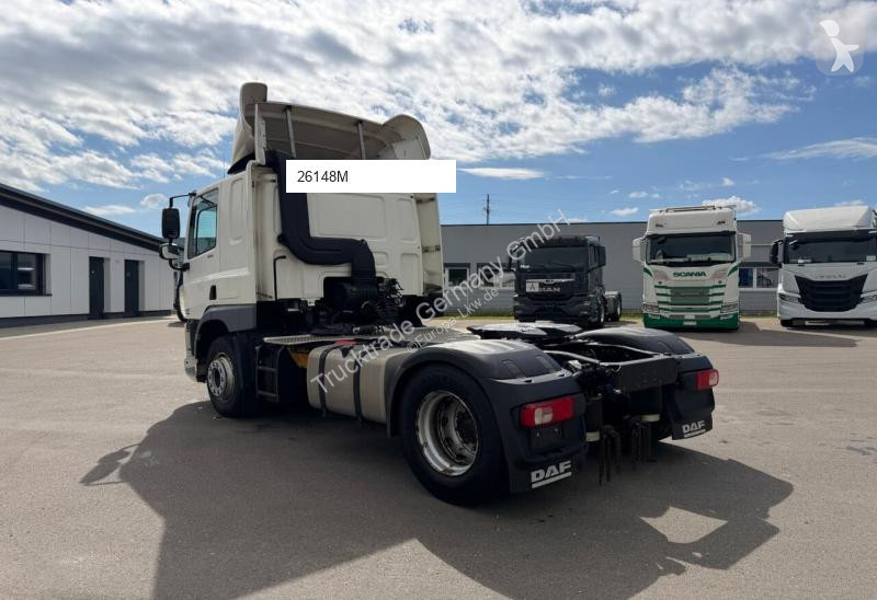 جرار DAF 685 400