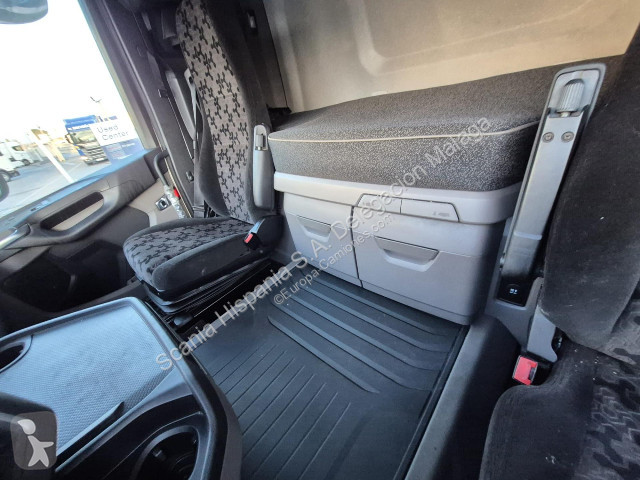 جرار Scania R 500 A4x2NB