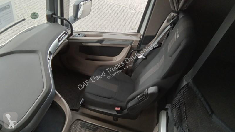 جرار DAF XG  FT 4X2