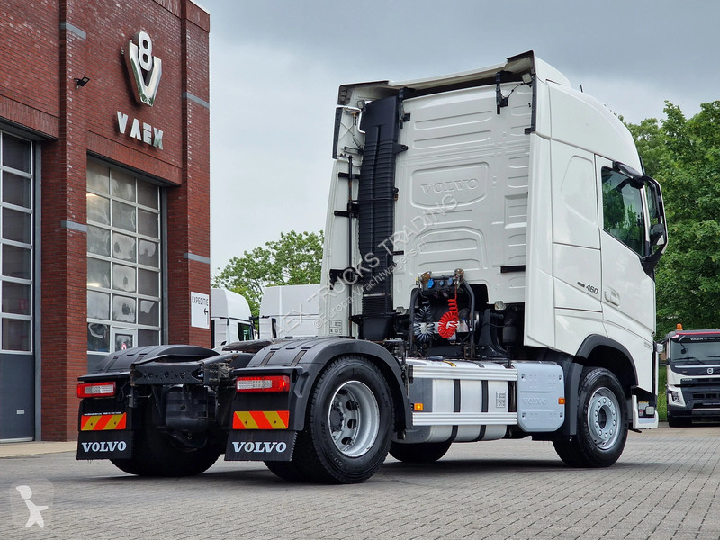 جرار Volvo 13460 Globetrotter 4x2 - Full...