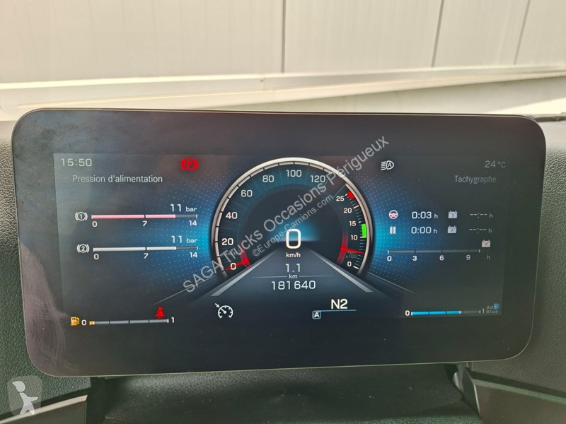 Tracteur Mercedes F 1845 LS 4x2 StreamSpace 2.50m