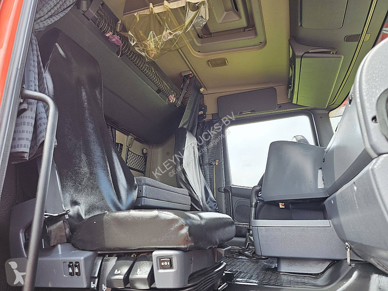 جرار Scania 420