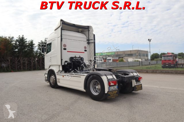جرار Scania DA