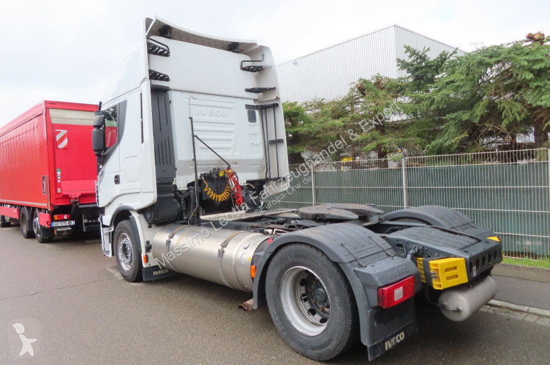 جرار Iveco AS440S46T/P LNG Gas   Fz.Nr.37