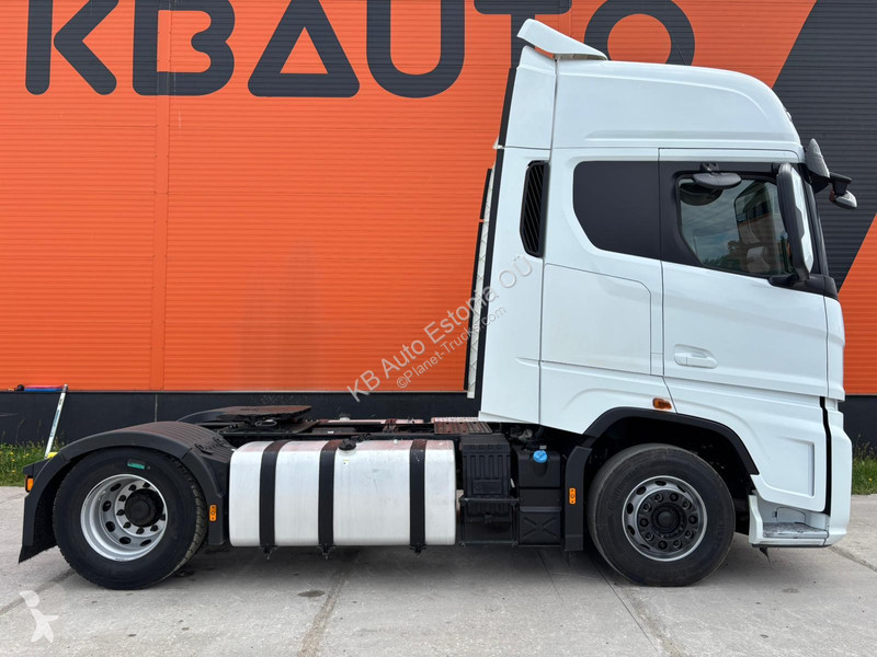 جرار Ford L COMFORT PLUS / SERVICE HISTORY...