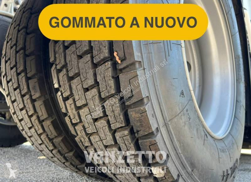 جرار Iveco