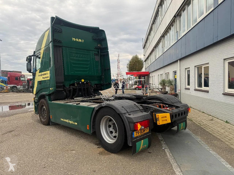 Iveco 460 4X2 EURO 6 SKIRTS AIRCO RADIO tractor...