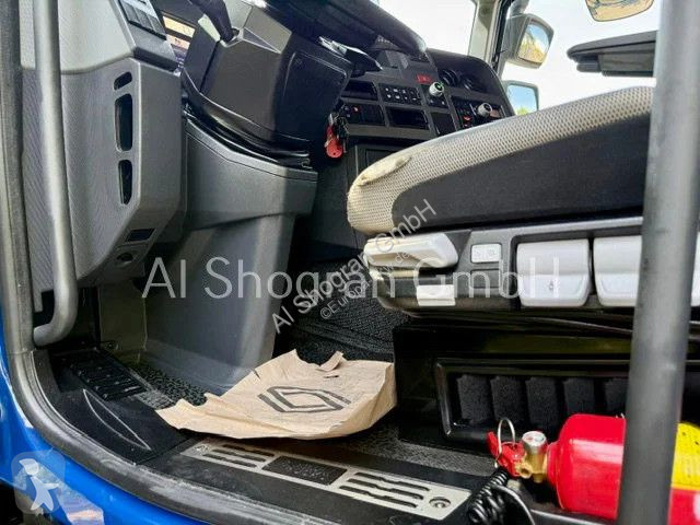 جرار Renault T460...