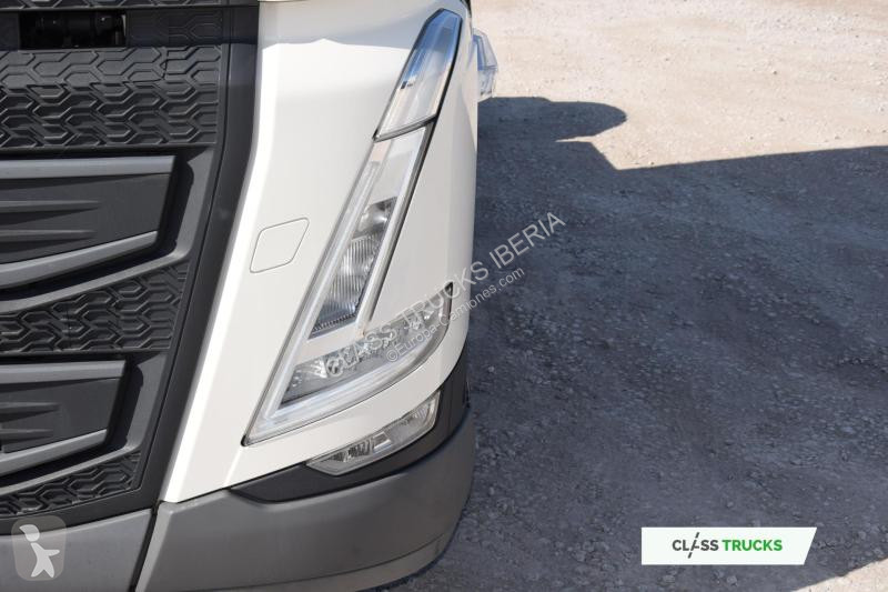 جرار Volvo FH 460 Globetrotter XL i-Save