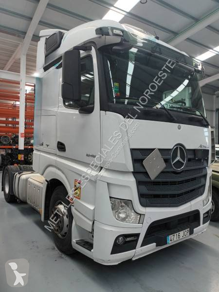 جرار Mercedes