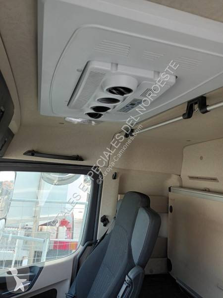 جرار Mercedes