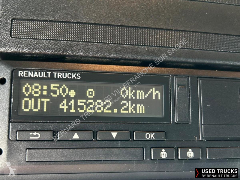 جرار Renault