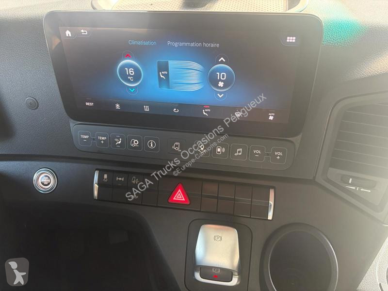 جرار Mercedes 5 L 1948 LS BigSpace 4x2 GSR2