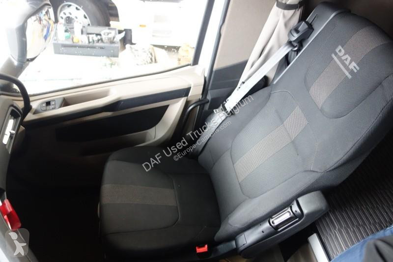 جرار DAF XG  FT 4X2