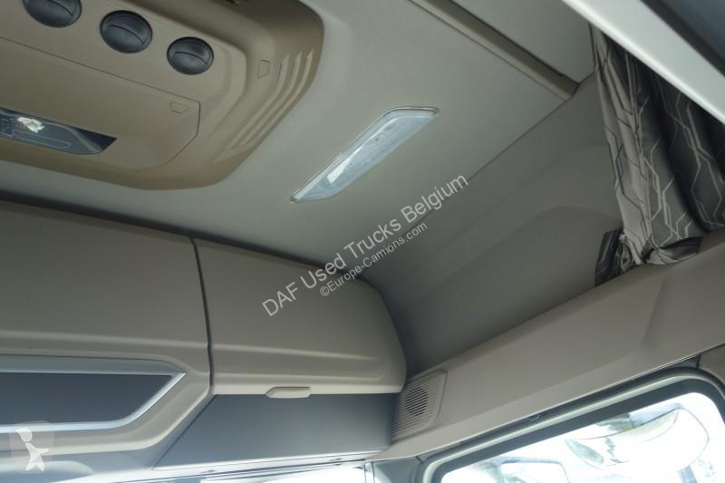 Тягач DAF XG  FT 4X2