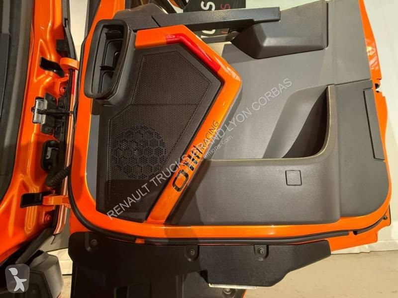 جرار Renault
