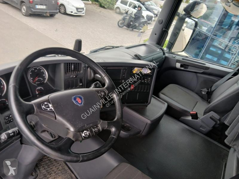 جرار Scania 450