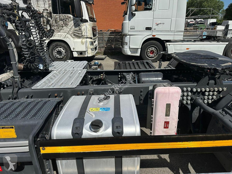جرار Scania 410