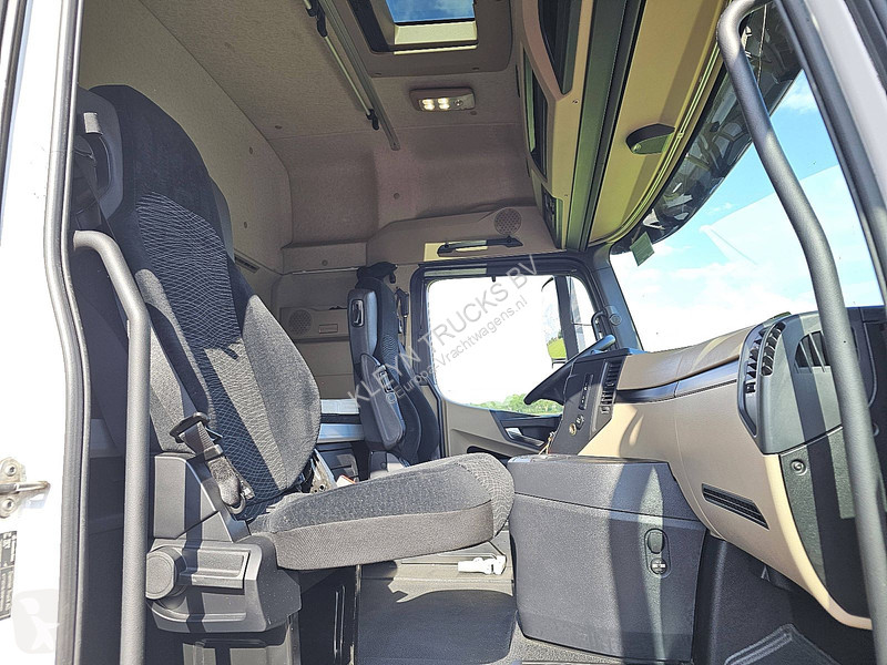 Traktor Mercedes ACTROS 1853  MP5 RETARDER 2X TANK