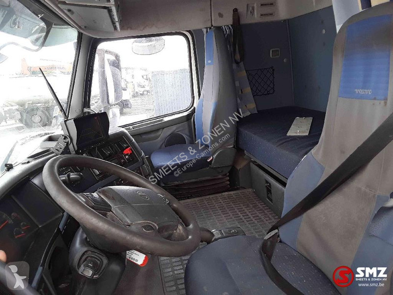 جرار Volvo 520 6x4 lames steel