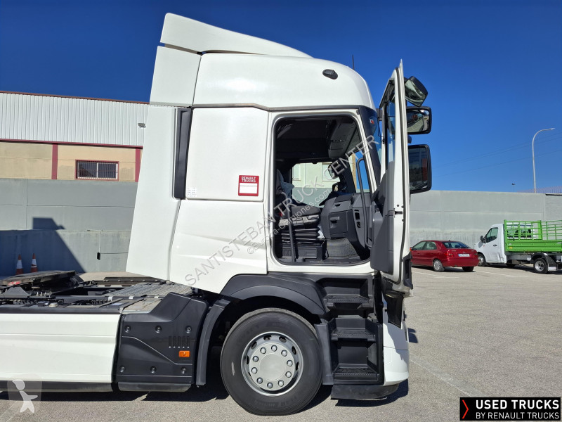 Cabeza tractora Renault