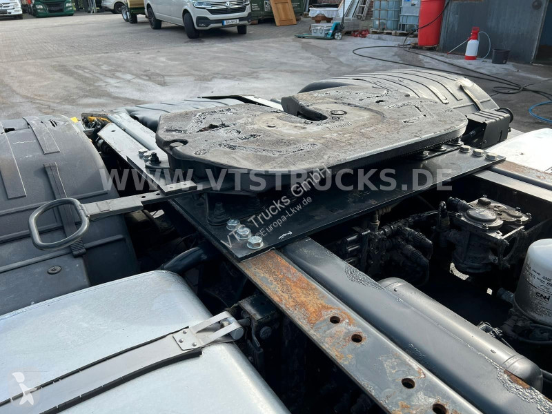 Iveco 460 4x2 I Retarder I ACC tractor unit