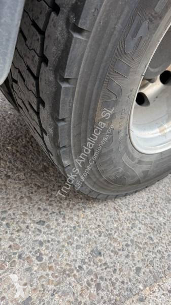 جرار Volvo