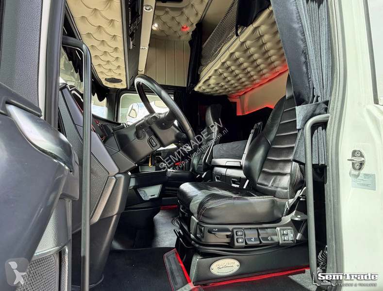 Trekker Scania S730 V8 NGS KING FU OPTIONS...