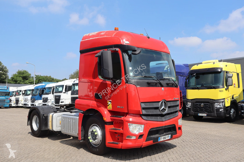 Trekker Mercedes 1846 * Hydraulic * 4x2 *