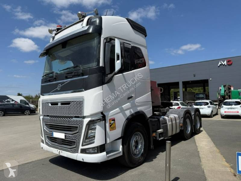 جرار Volvo