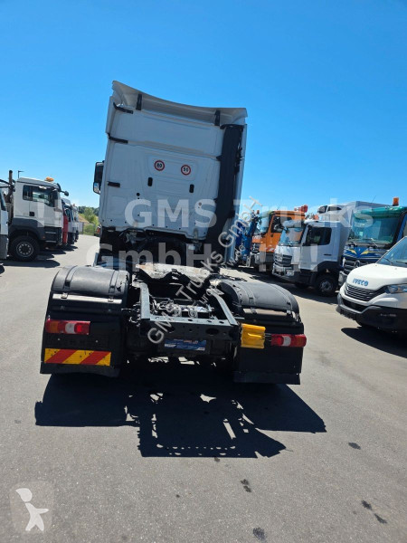 Tracteur Mercedes 1851 / Big Space / Standklima...