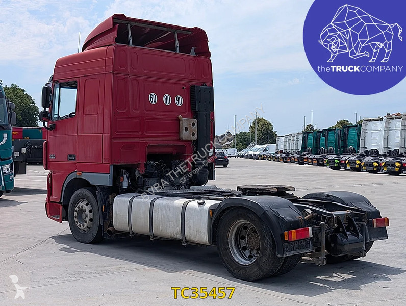 جرار DAF 460