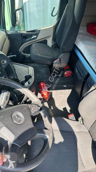 جرار Mercedes