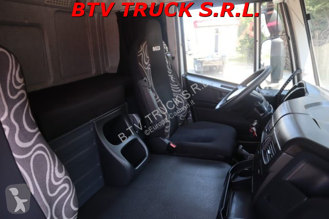 Tahač Iveco STRALIS