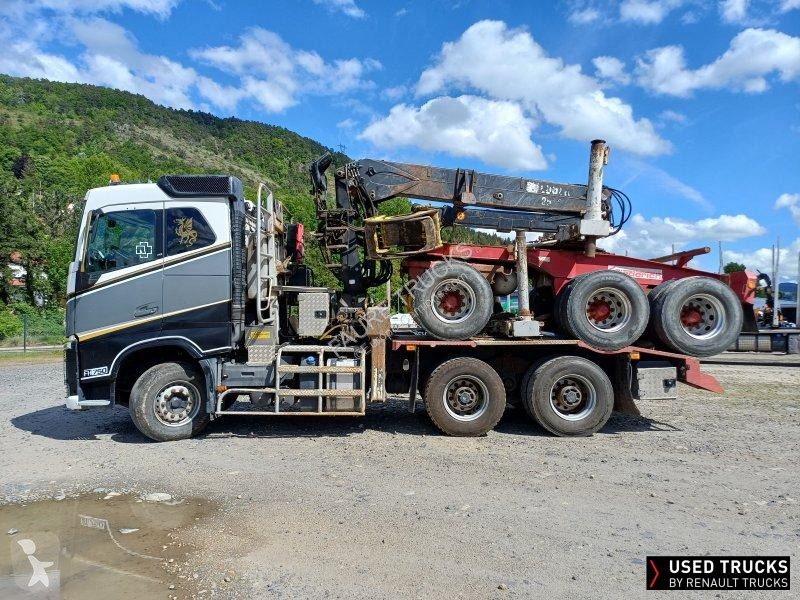 جرار Volvo