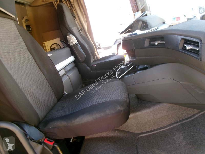 Tracteur DAF XFn  FT LOW DECK 4X2