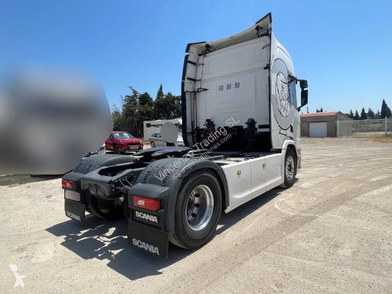 جرار Scania