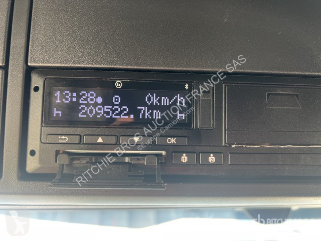 جرار DAF 530FT